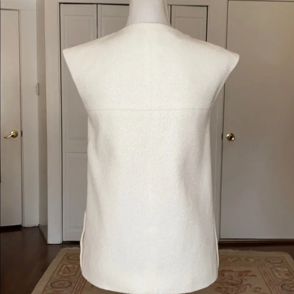 CHANEL White Cotton Pique Zip Up sleeveless Jacket Vest size 36 US 2/4 XS/S